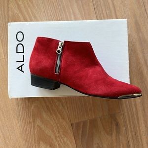 NWT ALDO Froande-61 Fiery Red Suede Ankle Boot - US size 7